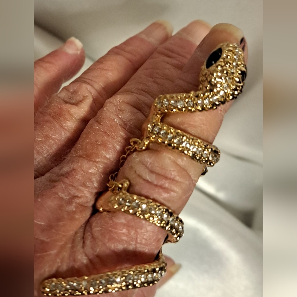 AKIRA Gold Snake Ring